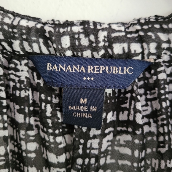 Banana Republic Sleeveless Ruffle Front Tie Sheer Blouse‎ Top M - Picture 7 of 8